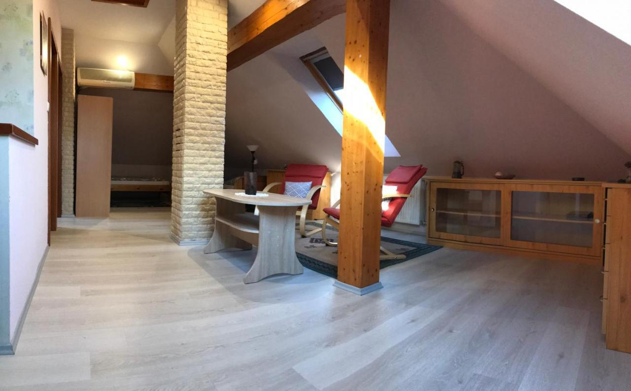 Orsi House Appartement Szombathely Buitenkant foto