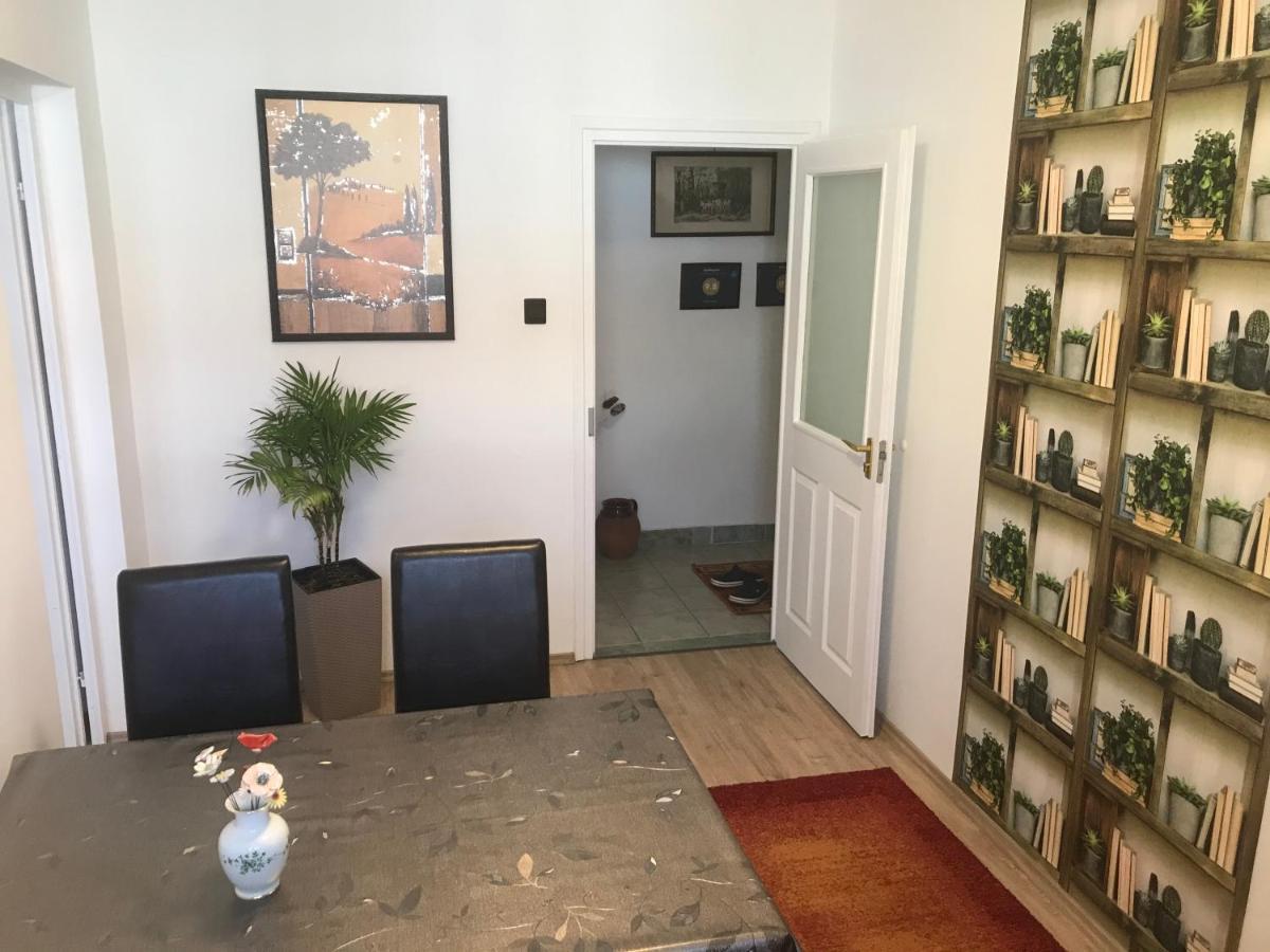 Orsi House Appartement Szombathely Buitenkant foto