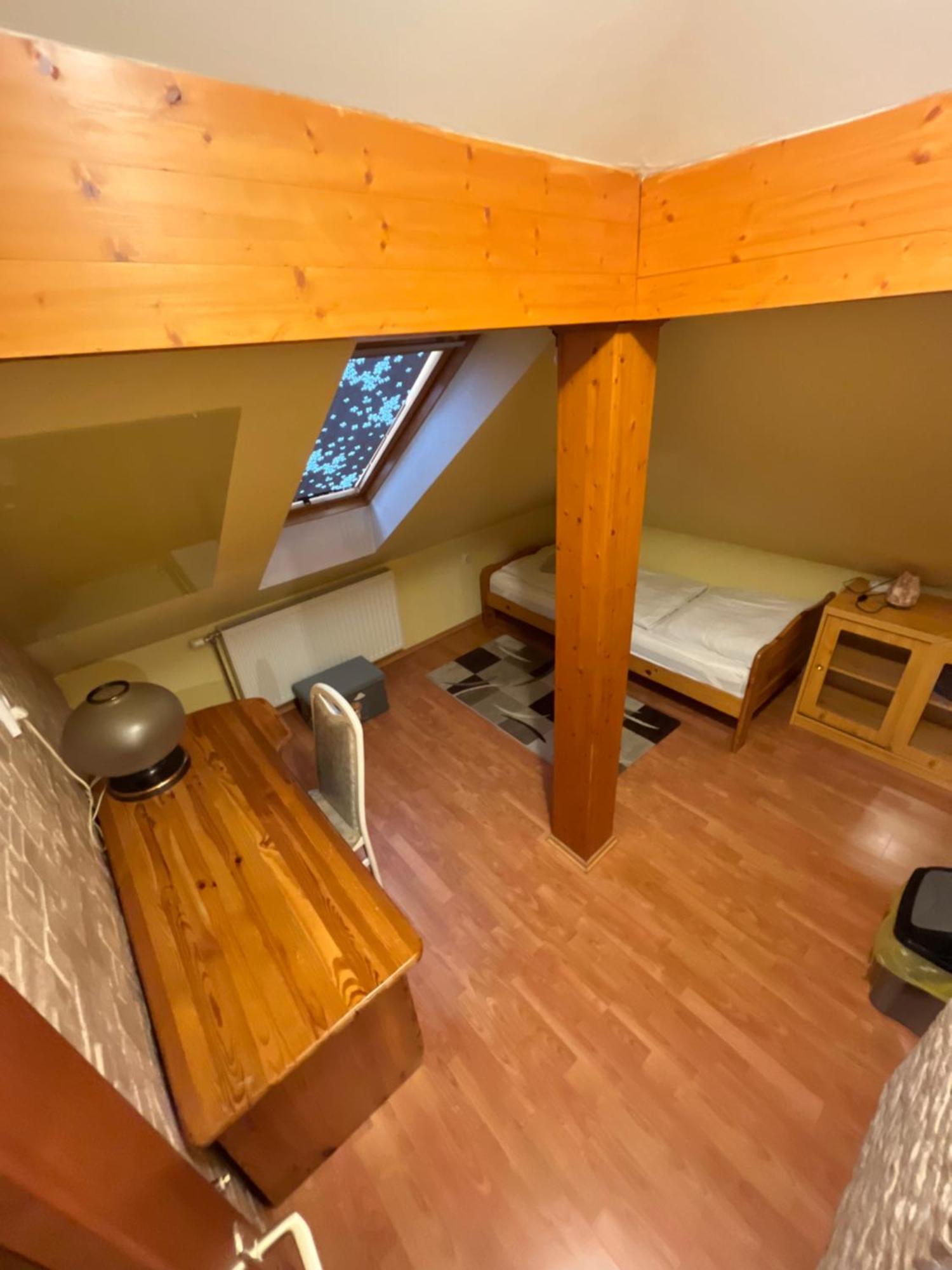 Orsi House Appartement Szombathely Buitenkant foto